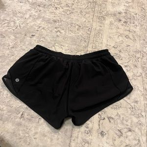 Lululemon Hotty Hot Low Rise Shorts
